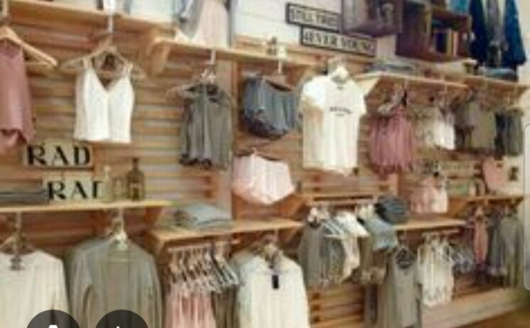 VESTIDOR VARIO DE ROPA