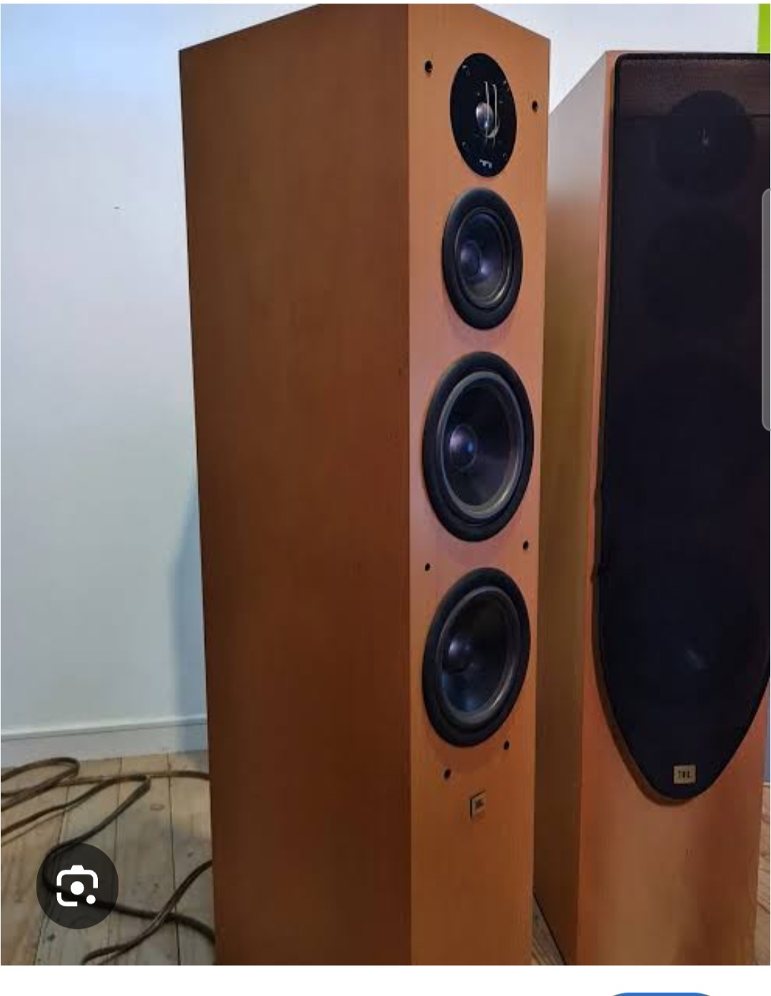 COLUMNAS DE SONIDO