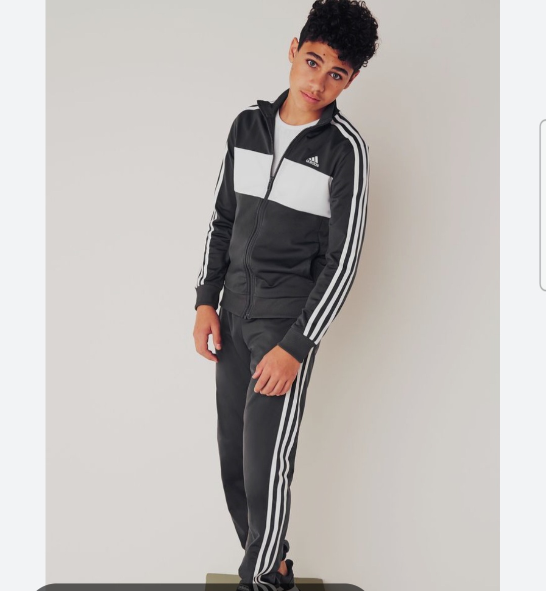 ROPA DEPORTIVA PARA NIÑOS