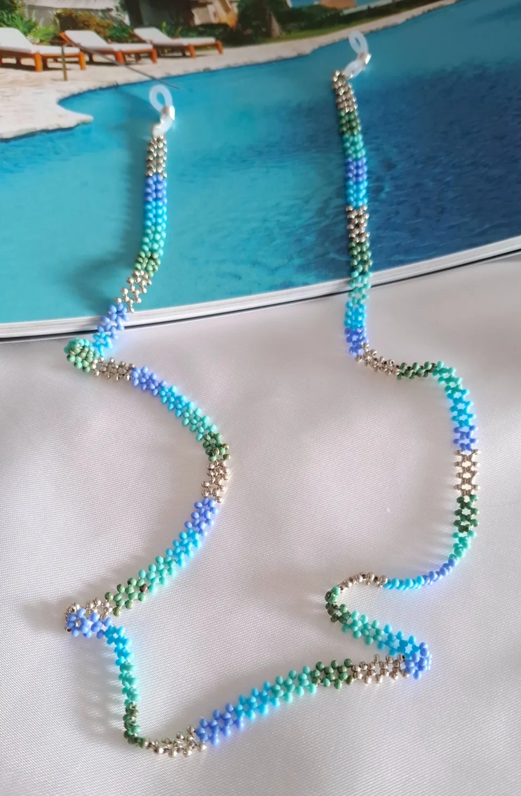 CADENAS Y CORDONES PARA ANTEOJOS
